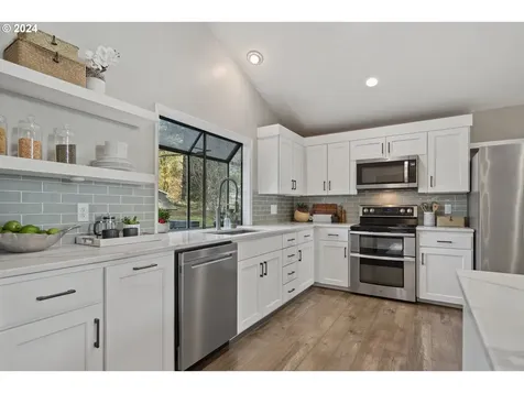 1112 SE 329th Avenue Washougal WA 98671