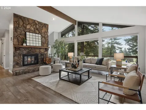 1112 SE 329th Avenue Washougal WA 98671