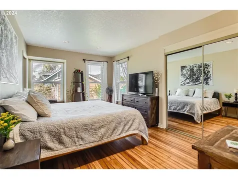 4025 Se 64th Avenue Portland OR 97206