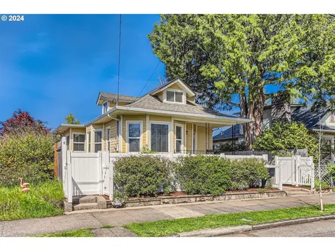 4025 Se 64th Avenue Portland OR 97206
