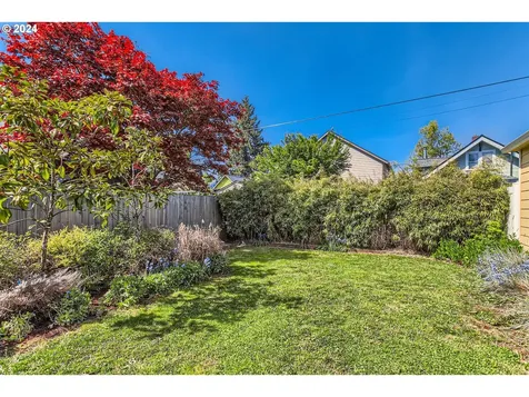 4025 Se 64th Avenue Portland OR 97206