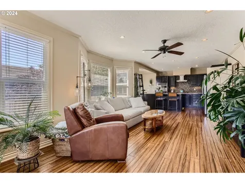 4025 Se 64th Avenue Portland OR 97206