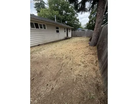 4954 SE 108th Avenue Portland OR 97266