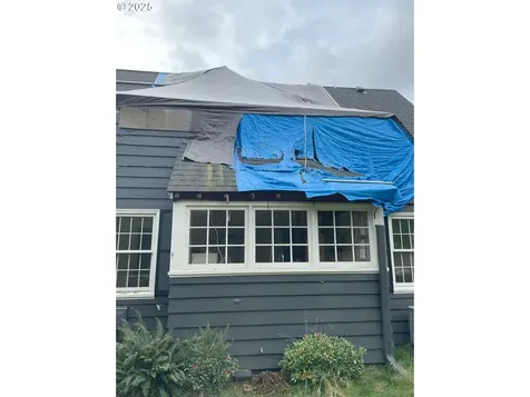 8836 SW Birchwood Road Portland OR 97225