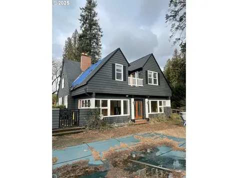 8836 SW Birchwood Road Portland OR 97225
