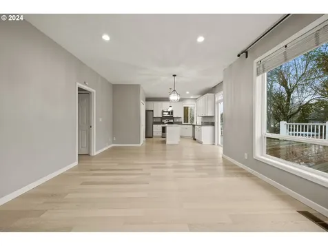 4694 Winthrop Court Lake Oswego OR 97035
