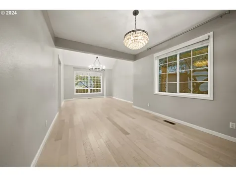 4694 Winthrop Court Lake Oswego OR 97035