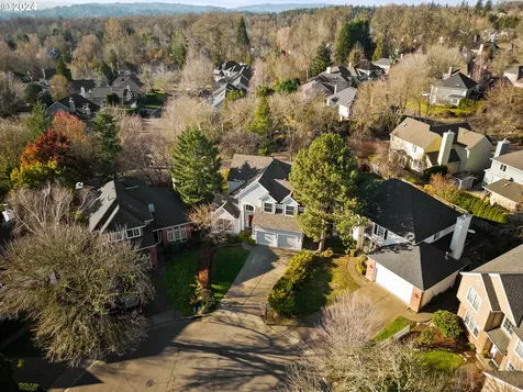 4694 Winthrop Court Lake Oswego OR 97035
