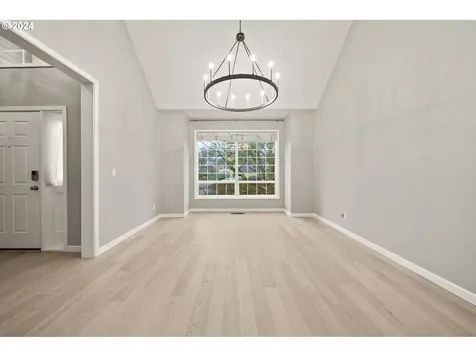 4694 Winthrop Court Lake Oswego OR 97035