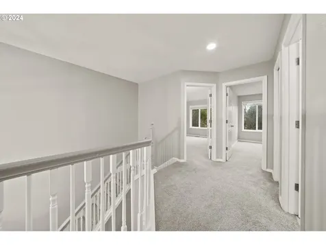 4694 Winthrop Court Lake Oswego OR 97035