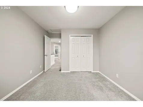 4694 Winthrop Court Lake Oswego OR 97035