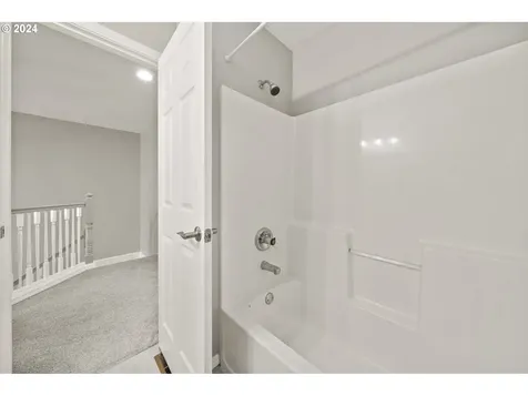 4694 Winthrop Court Lake Oswego OR 97035