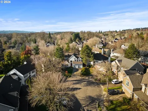 4694 Winthrop Court Lake Oswego OR 97035