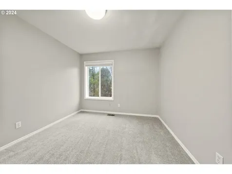 4694 Winthrop Court Lake Oswego OR 97035