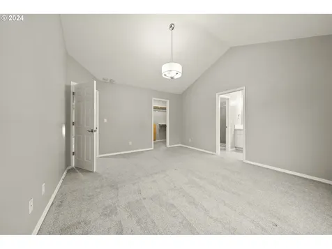 4694 Winthrop Court Lake Oswego OR 97035