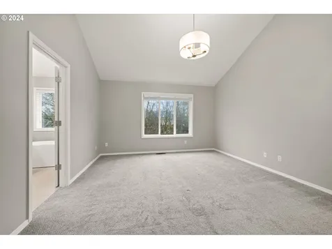 4694 Winthrop Court Lake Oswego OR 97035