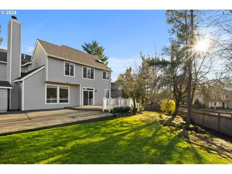 4694 Winthrop Court Lake Oswego OR 97035
