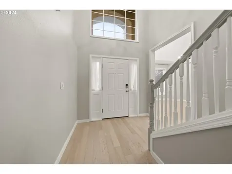4694 Winthrop Court Lake Oswego OR 97035