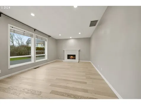 4694 Winthrop Court Lake Oswego OR 97035