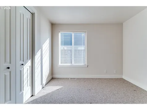 4032 Cherokee Drive Springfield OR 97478