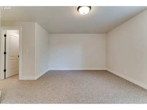 4032 Cherokee Drive Springfield OR 97478