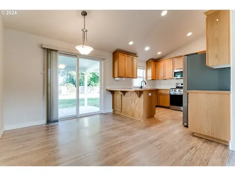 4032 Cherokee Drive Springfield OR 97478