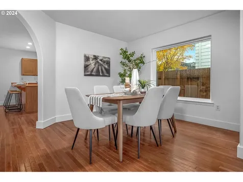 6328 NE 11th Avenue Portland OR 97211