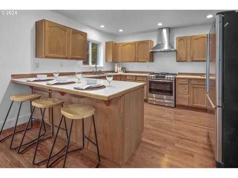 6328 NE 11th Avenue Portland OR 97211