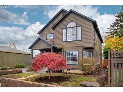 6328 NE 11th Avenue Portland OR 97211