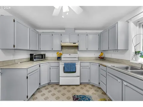 4372 Addy Loop Washougal WA 98671