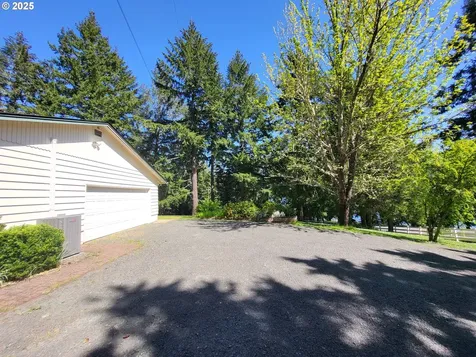 75718 London Road Cottage Grove OR 97424