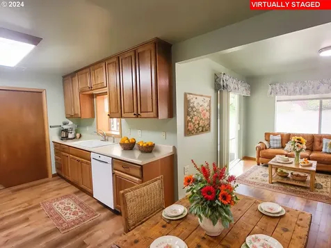 75718 London Road Cottage Grove OR 97424