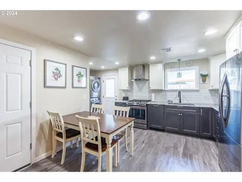 509 S 17th Street Philomath OR 97370