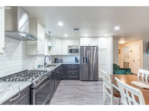 509 S 17th Street Philomath OR 97370