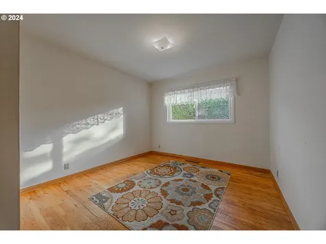 1670 Grant Street North Bend OR 97459