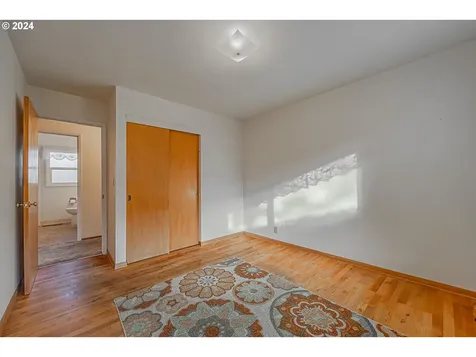 1670 Grant Street North Bend OR 97459