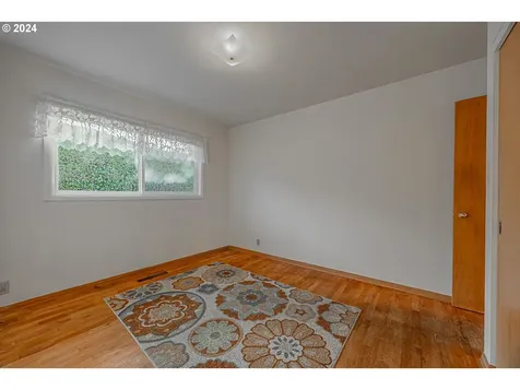 1670 Grant Street North Bend OR 97459