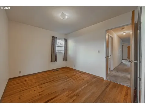 1670 Grant Street North Bend OR 97459