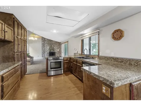 2305 SE Blairmont Drive Vancouver WA 98683