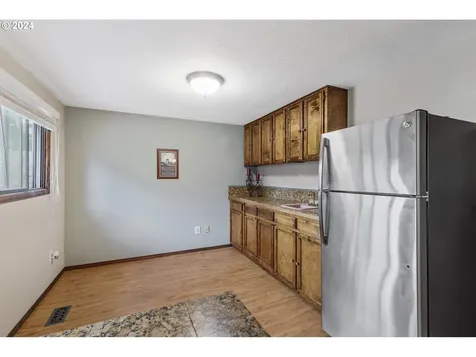 2305 SE Blairmont Drive Vancouver WA 98683
