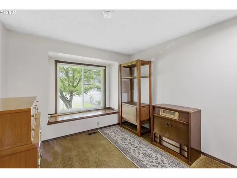 2305 SE Blairmont Drive Vancouver WA 98683