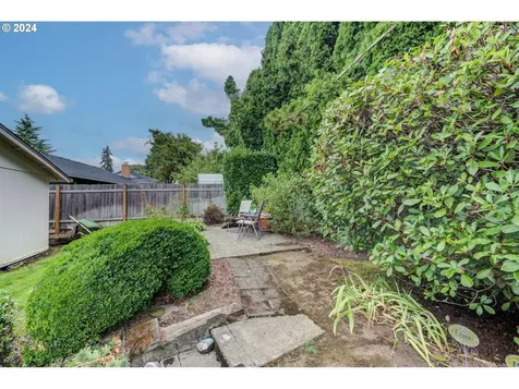 2305 SE Blairmont Drive Vancouver WA 98683