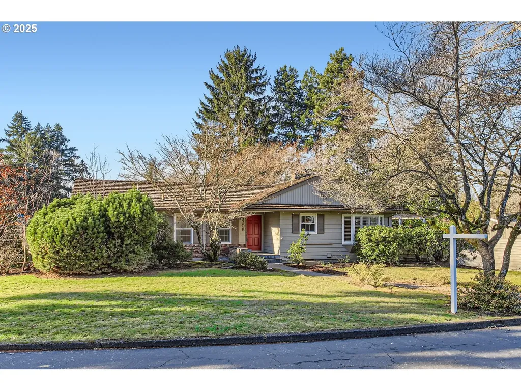 7705 SW Whitford Drive Portland OR 97223