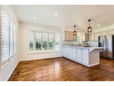 7705 SW Whitford Drive Portland OR 97223