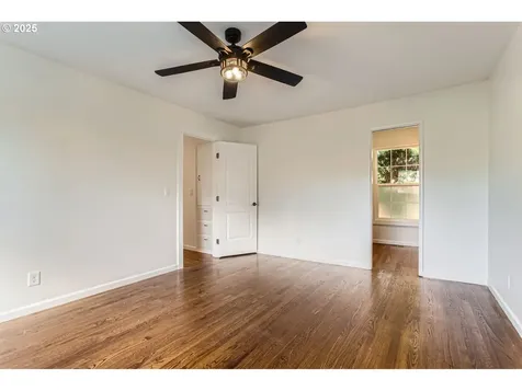 7705 SW Whitford Drive Portland OR 97223