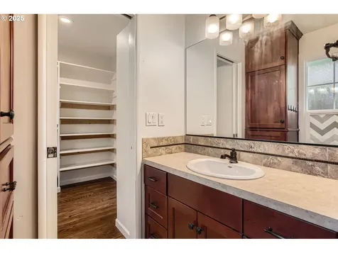7705 SW Whitford Drive Portland OR 97223