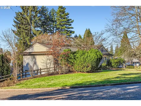 7705 SW Whitford Drive Portland OR 97223