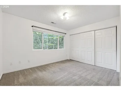 10545 SW Del Monte Drive Portland OR 97224