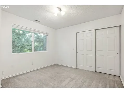 10545 SW Del Monte Drive Portland OR 97224
