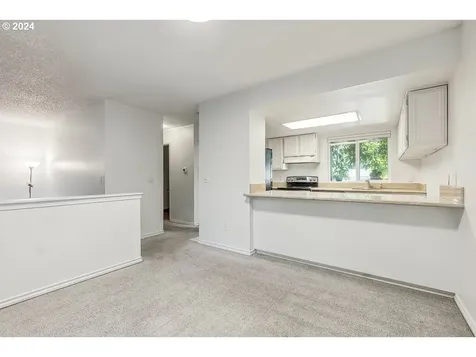 10545 SW Del Monte Drive Portland OR 97224